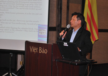 Tiến sĩ Nguyễn Đình Thắng phát biểu.