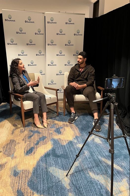 Dilanur_Tunc_interviewing_Enes_Kanter_Freedom.jpg