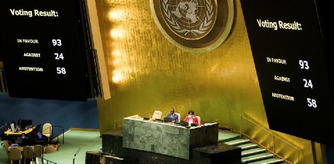 UNGA_vote_to_expel_Russia_from_HRC.jpg