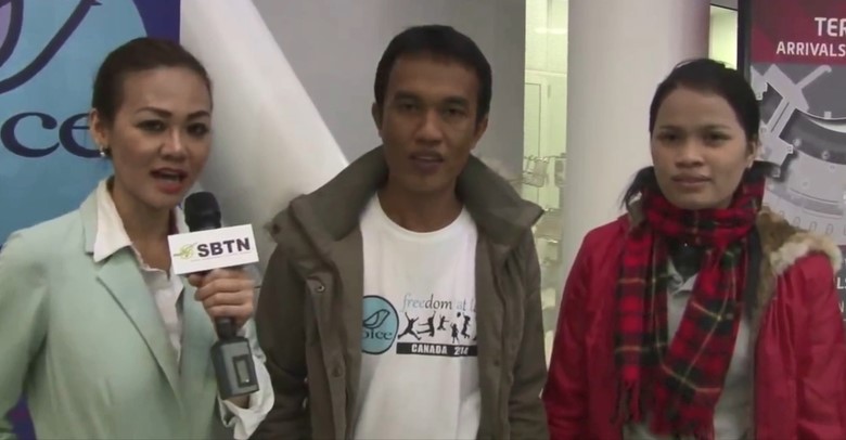 Pic_10_-_Thach_Dong_at_Pearson_Airport.jpg