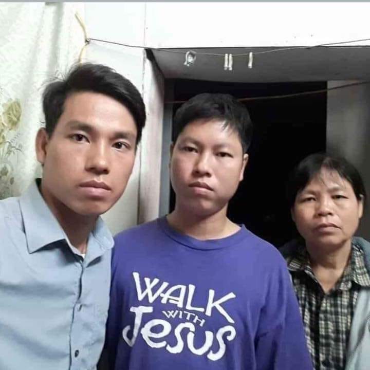 Can Thi Theu Trinh Ba Phuong Trinh Ba Tu