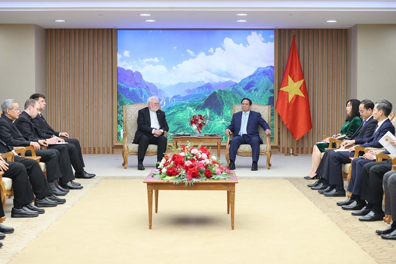 thu tuong pham minh chinh tiep bo truong ngoai giao toa thanh vatican 20240410205736